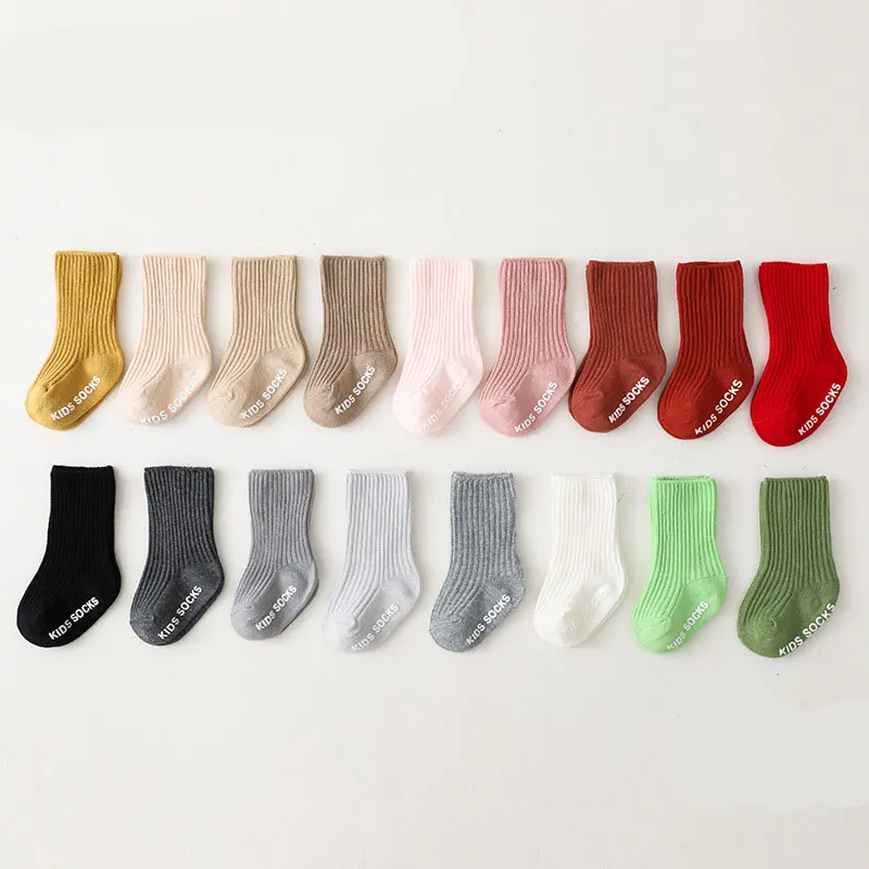 Unisex Baby Socks Non Slip - الخريف الشتاء طفلة الصبي الصلبة الأبيض