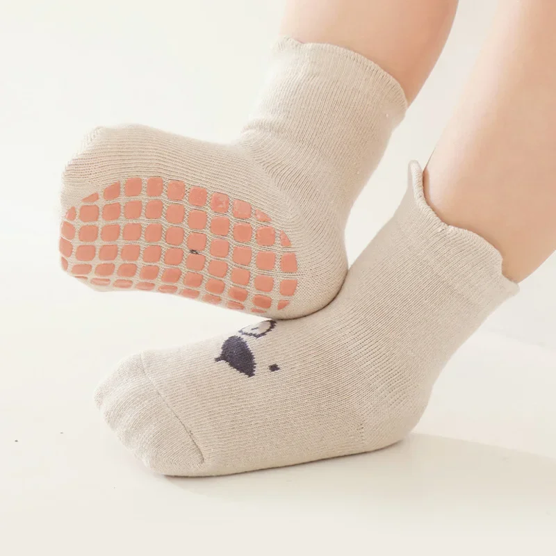3/5 أزواج من الجوارب الأرضية غ - مراجعة Unisex Baby Socks Non Slip وسعره