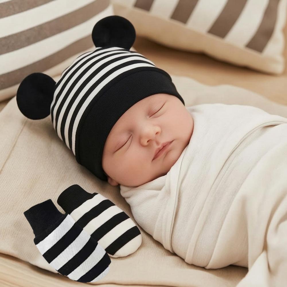 قفازات وجزم للأطفال حديثي الول - مراجعة Infant Beanie Hat With Ears وسعره